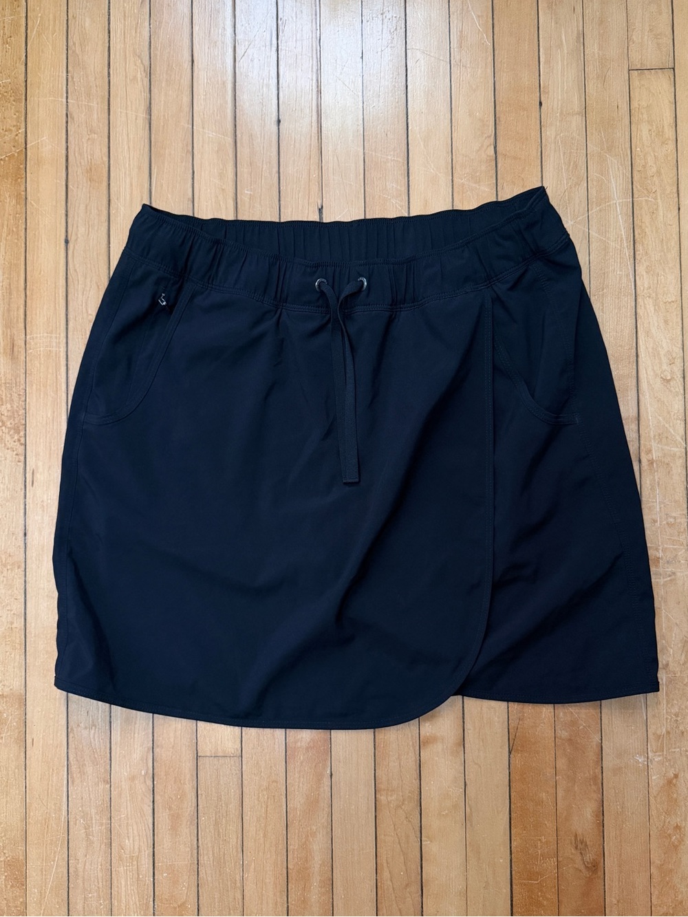 Patagonia Fleetwith Skort Black Lined Active Wrap Outdoor Skirt Women’s Sz. M